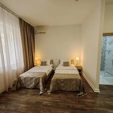 N Hotel 3*