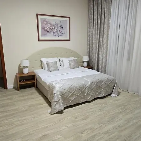 Hotel N 3*
