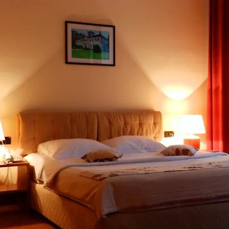 N Hotel 3*