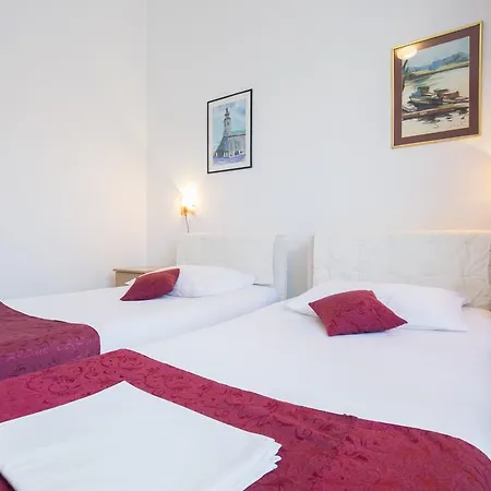 N Hotel 3*